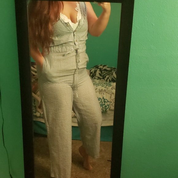Jumpsuit - Picture 3 of 3